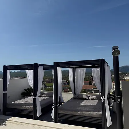Villa Nar *
