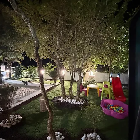 ヴィラ Nar Ljubuški