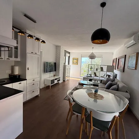 ヴィラ Nar Ljubuški